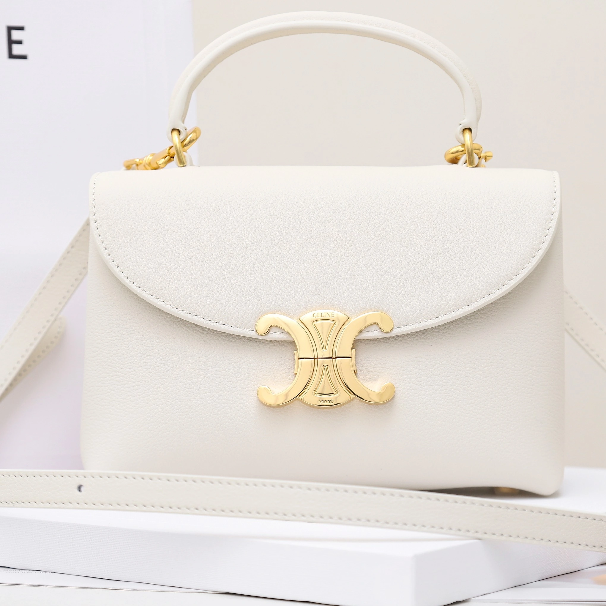 MOMO-- 358i95 118113FYJ.00WC high quality version cowhide item:D-B184I2103